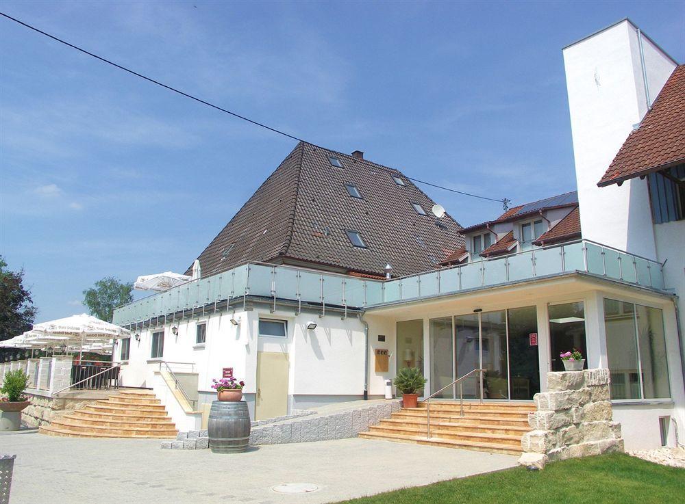 Bodensee-Hotel Kreuz Ульдинген-Мюльхофен Экстерьер фото